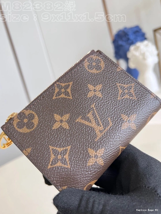 Affordable Vuitton Louis Lisa Wallet 0805